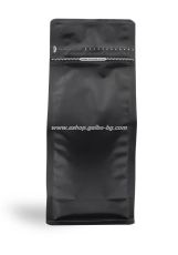 Черен мат плик тип кутия, с вентил и цип 125х80х275 мм 500 гр, 25 бр / 750 бр