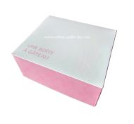 Картонена кутия за 4 парчета торта "UNE BOITE A GATEAU" 15,8*13,8*7,7 см - 25 бр / 250 бр.